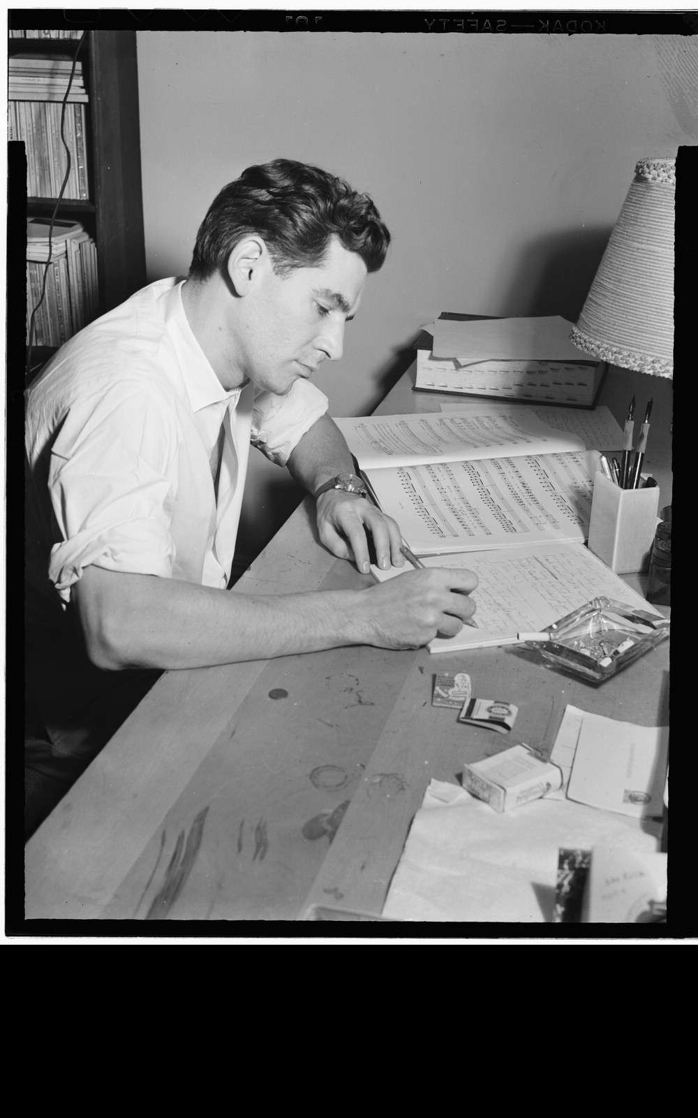 Leonard Bernstein © William Gotlieb