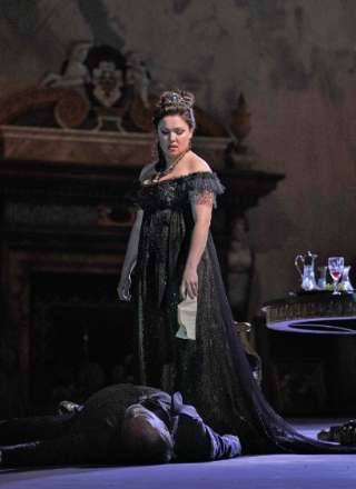 Anna Netrebko in the title role of <i>Tosca</i>, April 2018 &copy; Ken Howard | Metropolitan Opera