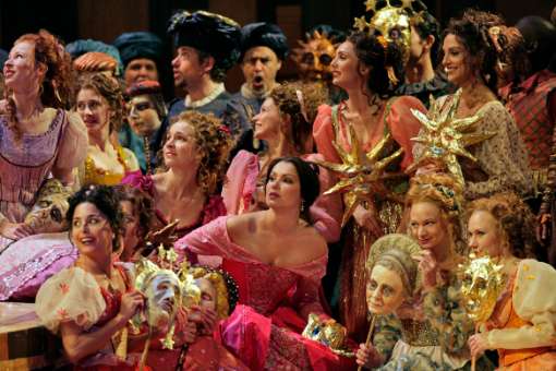 Anna Netrebko in <i>Roméo et Juliette</i>, The Metropolitan Opera &copy; Ken Howard