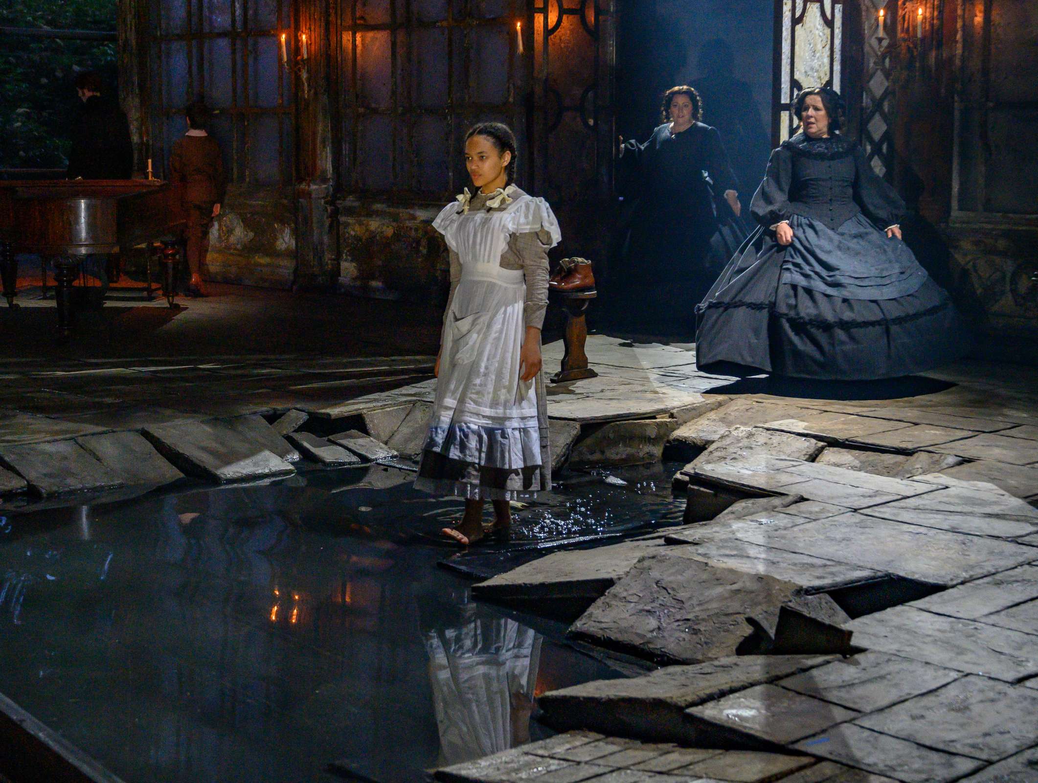 <i>The Turn of the Screw</i> at Garsington &copy; Johan Persson