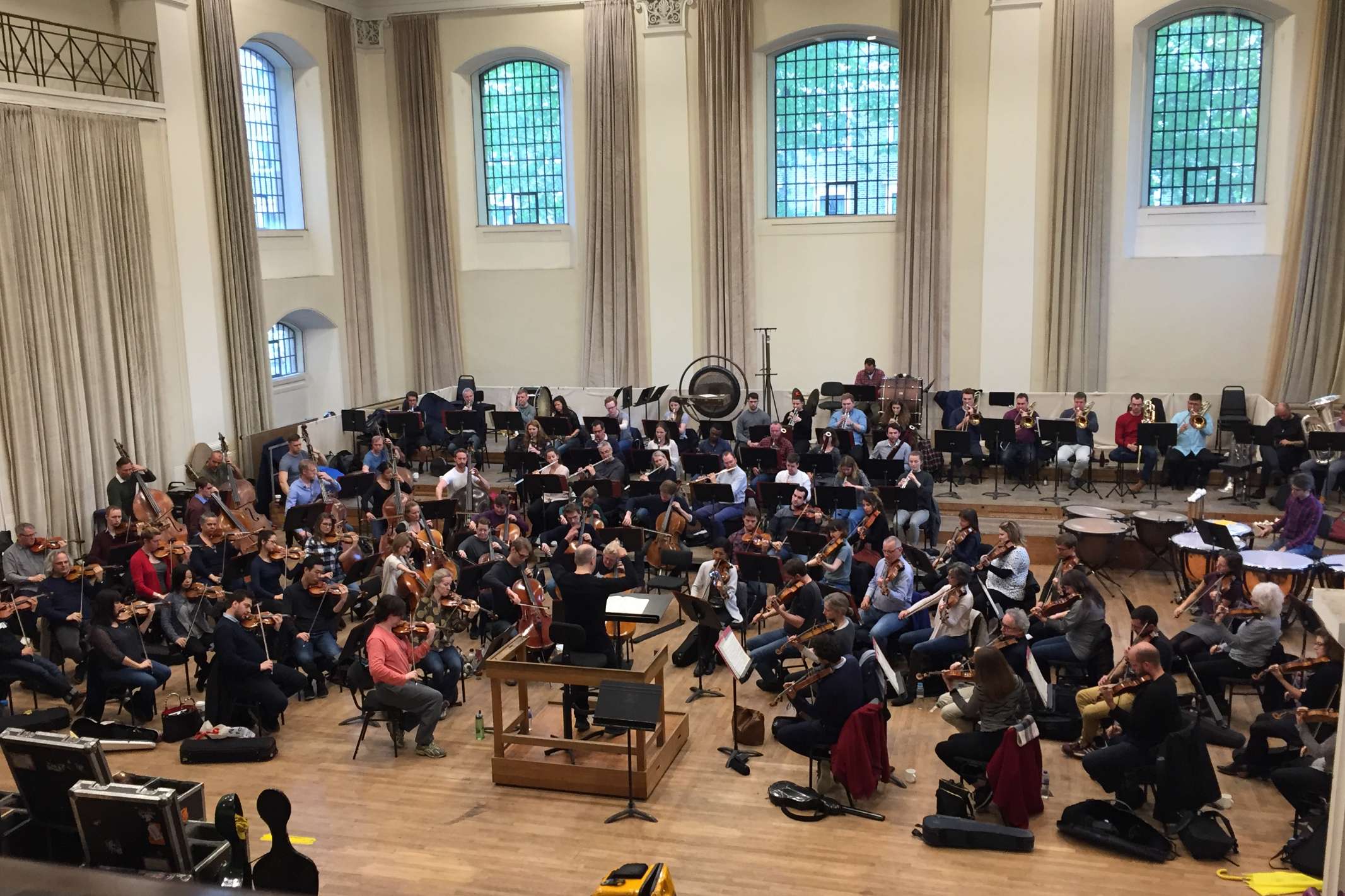 Paavi Järvi rehearses the Philharmonia © Mark Pullinger