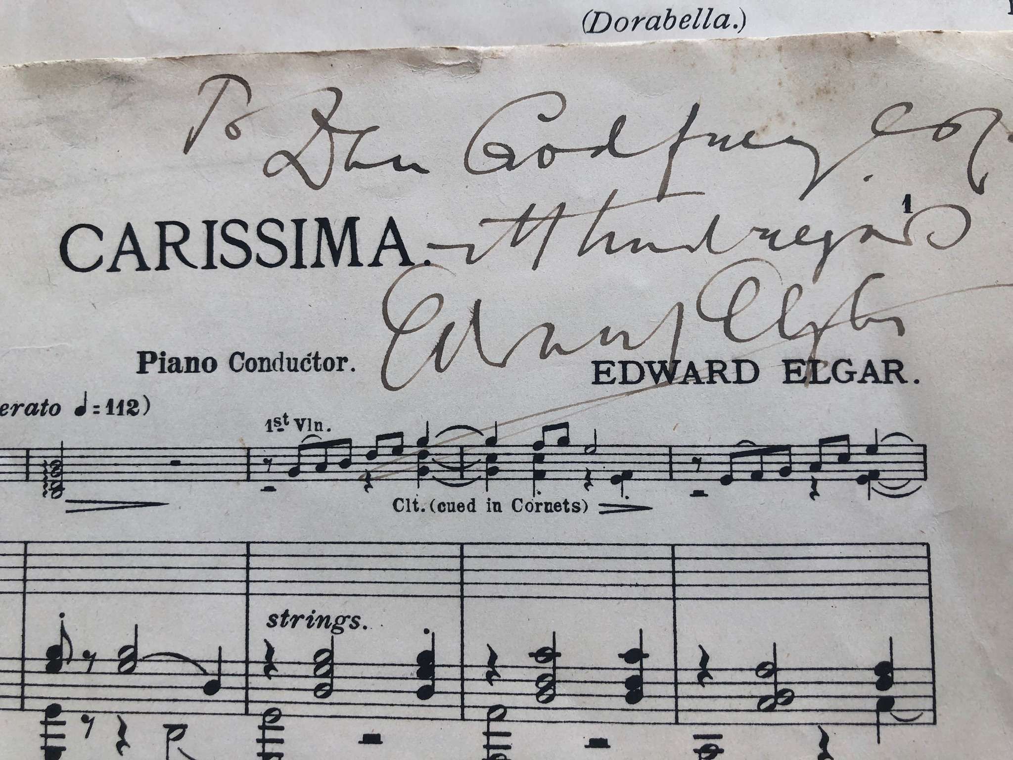 La partitura de <i>Carissimia</i> de Elgar con la firma del compositor &copy; BSO
