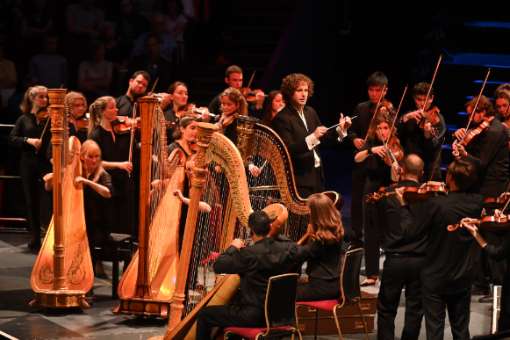 Nicholas Collon and Aurora Orchestra &copy; BBC | Mark Allan