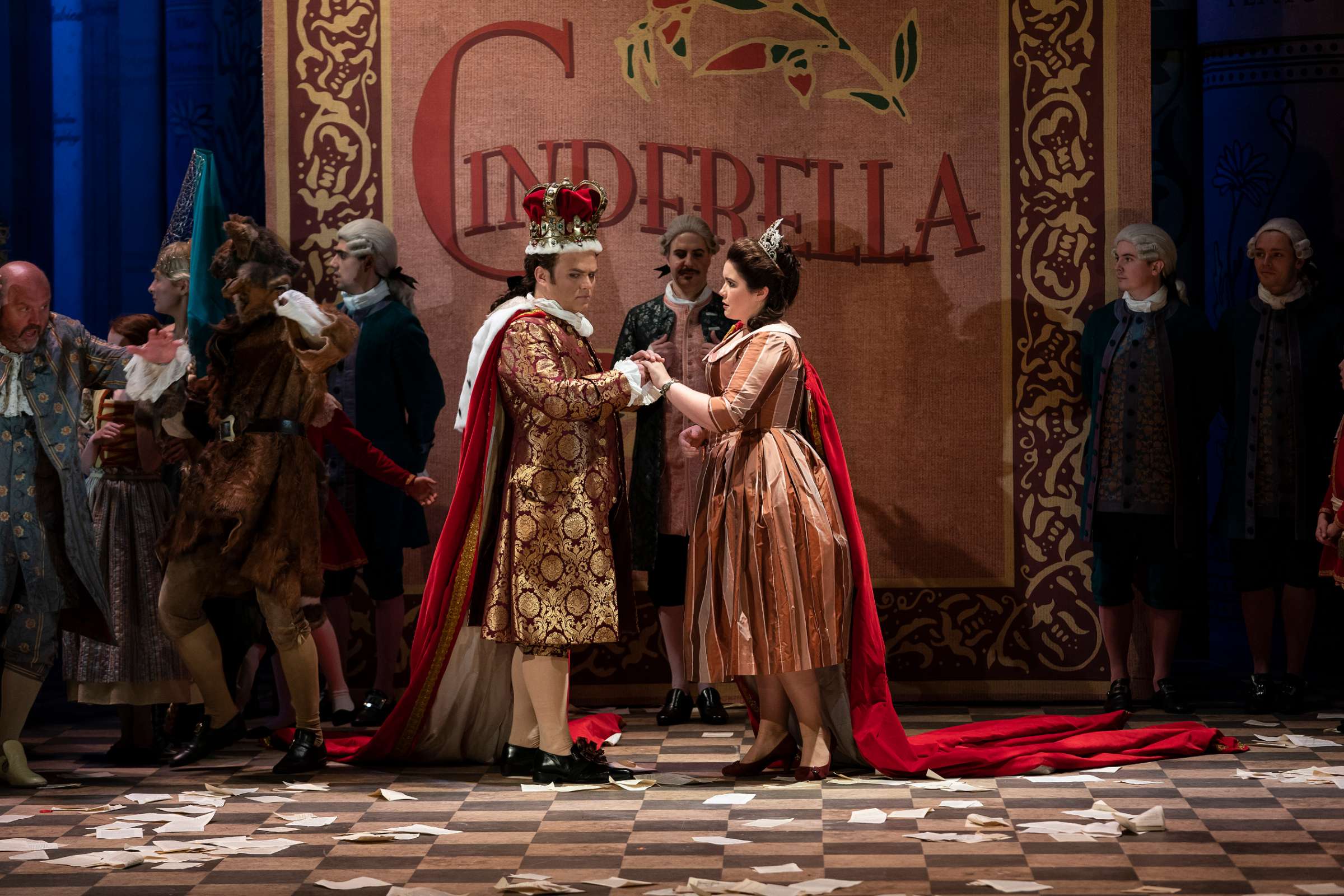 Andrew Owens (Prince Ramiro) and Tara Erraught (Cinderella) &copy; Patrick Redmond