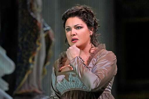 Anna Netrebko (Tosca) &copy; Ken Howard | Met Opera
