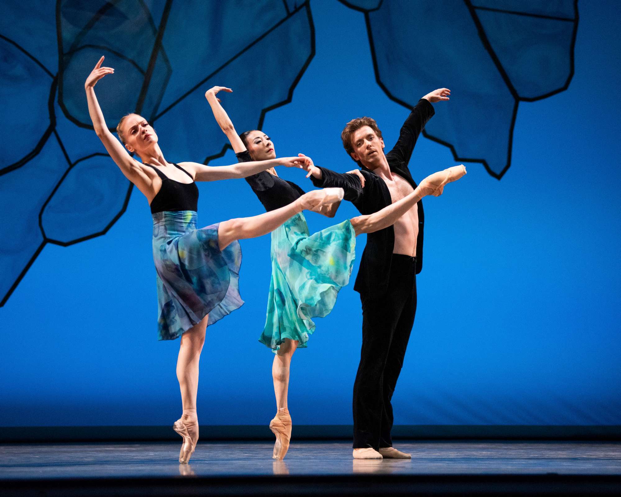San Francisco Ballet in Ratmansky's Chamber Symphony &copy; Erik Tomasson
