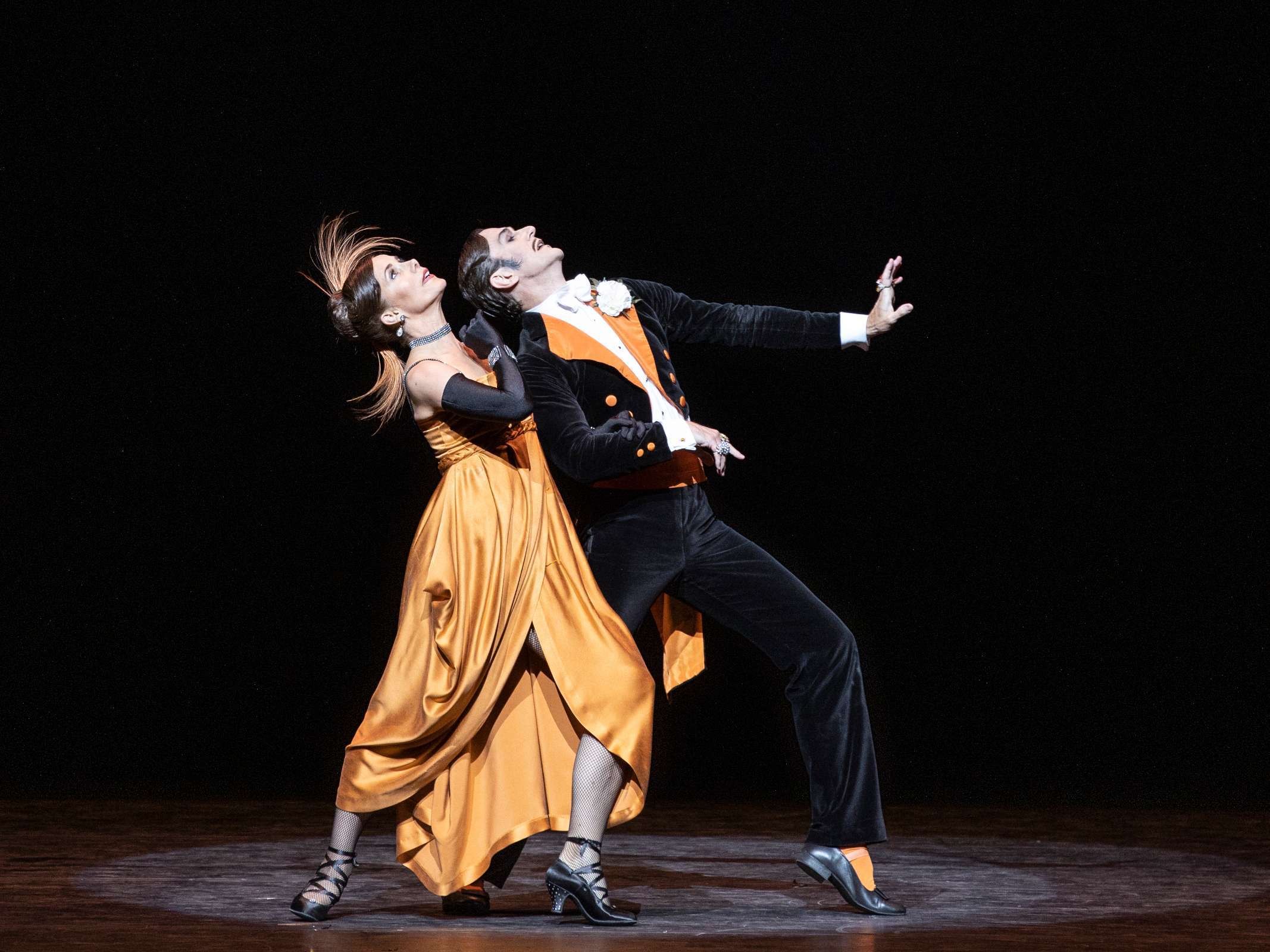 Dame Darcey Bussell and Gary Avis in <i>Façade</i> &copy; ROH | Andrej Uspenski