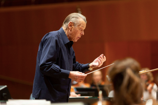Mariss Jansonsc conducts the Bavarian RSO in rehearsals &copy; Astrid Ackmann