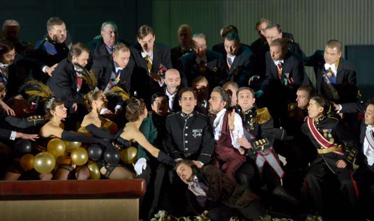 <i>Les Huguenots</i>, Deutsche Oper Berlin, 2016: Juan Diego Fl&oacute;rez, Marc Barrard &copy; Bettina St&ouml;&szlig;