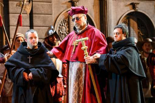 Roberto Scandiuzzi (Le Grand Inquisiteur) &copy; Opéra Royal de Wallonie-Liège