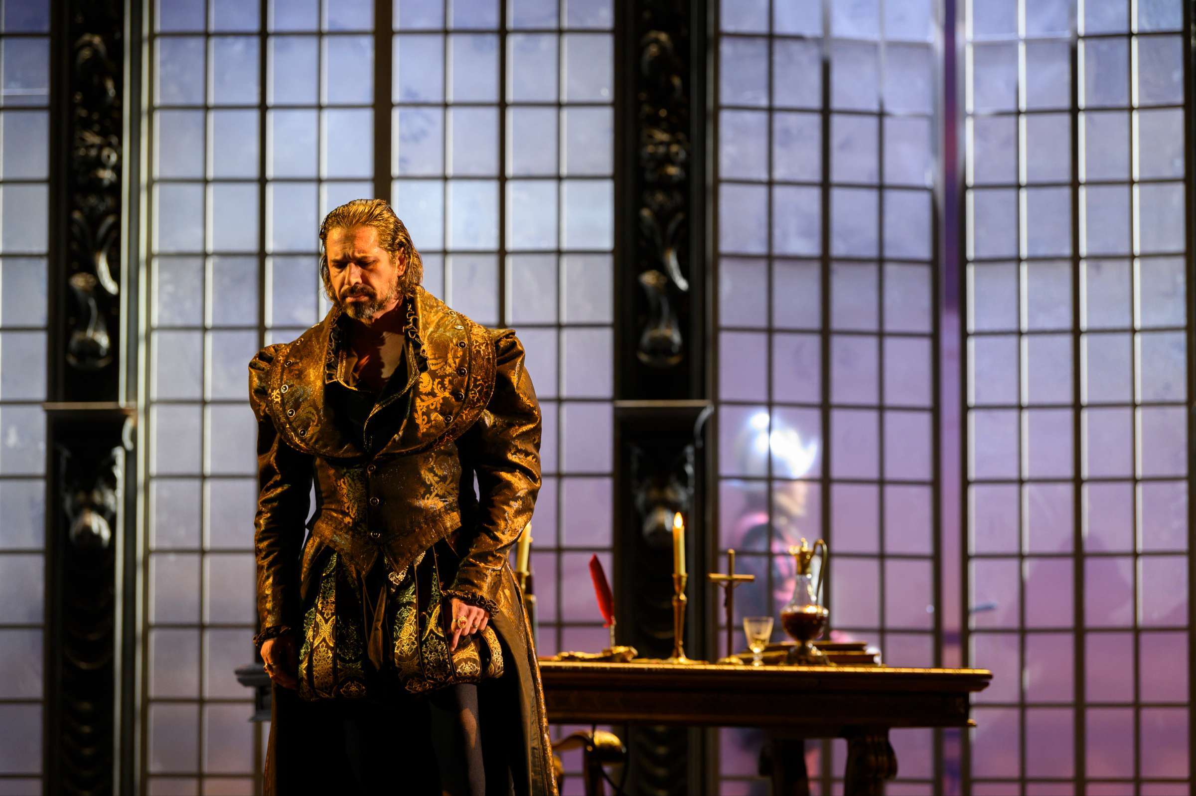 Ildebrando D'Arcangelo (Philippe II) &copy; Opéra Royal de Wallonie-Liège