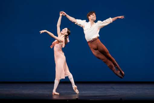Marianela N&uacute;&ntilde;ez and Alexander Campbell in <i>Dances at a Gathering</i> &copy; ROH | Bill Cooper