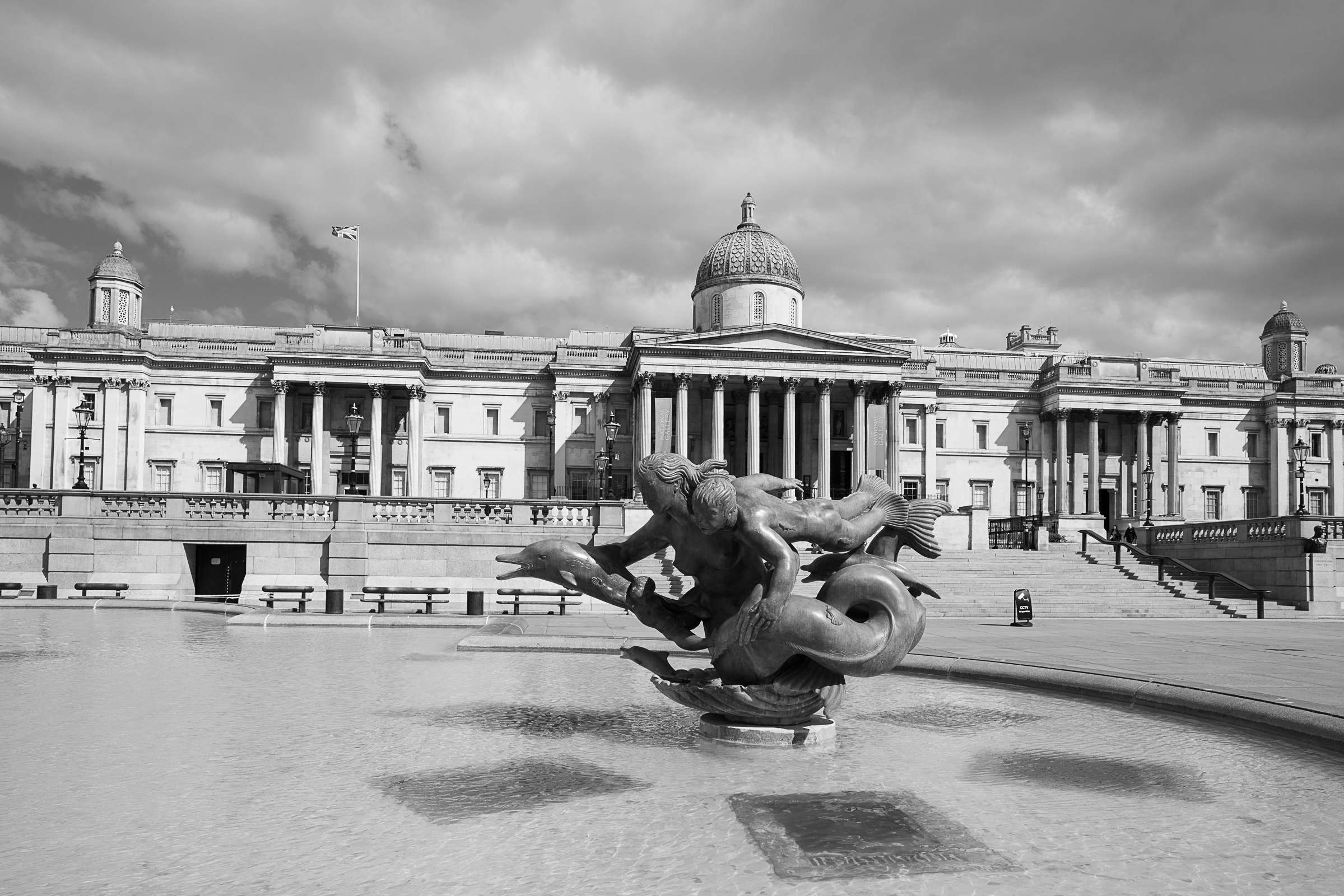 Mermaid fountain in Trafalgar Square © David Karlin | Bachtrack Ltd