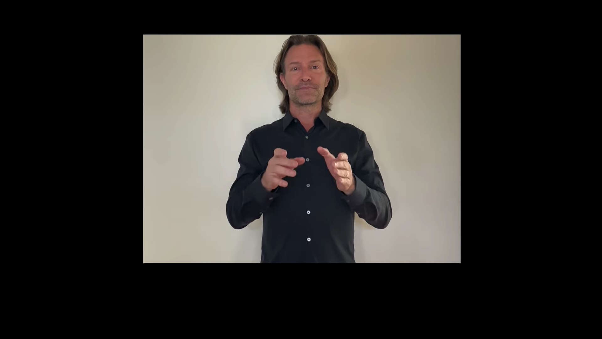 Eric Whitacre conducting online