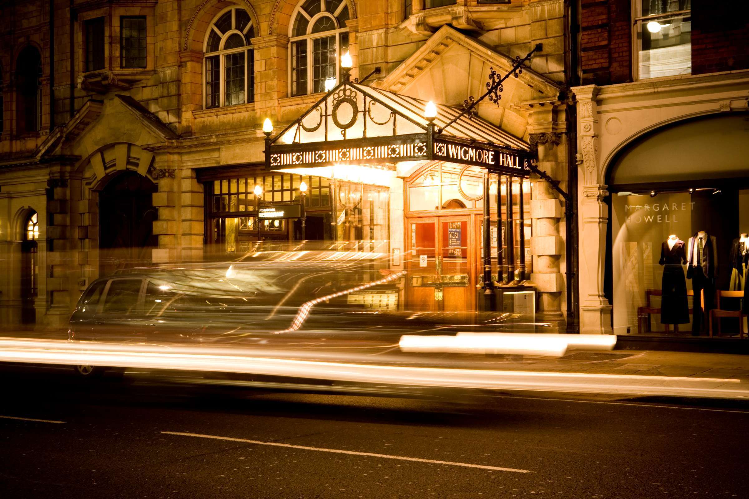 Outside Wigmore Hall &copy; Benjamin Ealovega