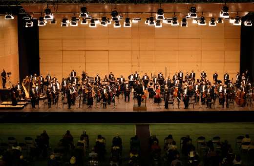 La Orquesta Sinf&oacute;nica de Galicia en el Coliseum de La Coru&ntilde;a con capacidad para toda la orquesta &copy; OSG