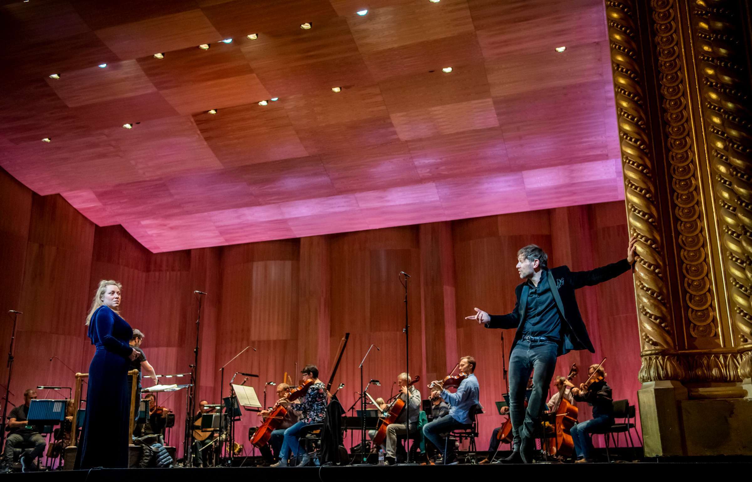 <i>Ariodante</i> in November 2020: Iestyn Davies, Sophie Bevan and orchestra &copy; ROH | Tristram Kenton