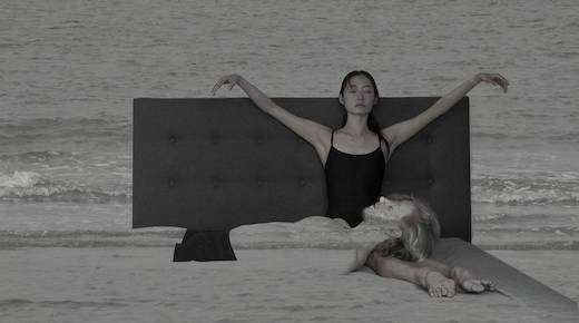 Jingjing Mao and Rémy Catalan (Dutch National Ballet) in <i>Avec le temps</i> © Annabelle Lopez Ochoa