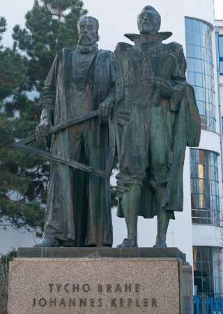Tycho Brahe y Johannes Kepler en Pohořelec © David Karlin | Bachtrack Ltd