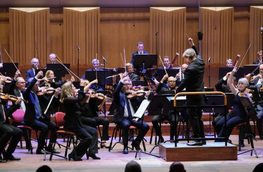 Esa-Pekka Salonen et l'Orchestre symphonique de la Radio suédoise © Arne Hyckenberg