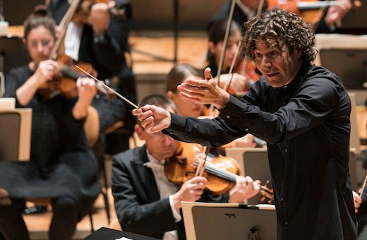 Robin Ticciati conducts the DSO Berlin © Kai Bienert