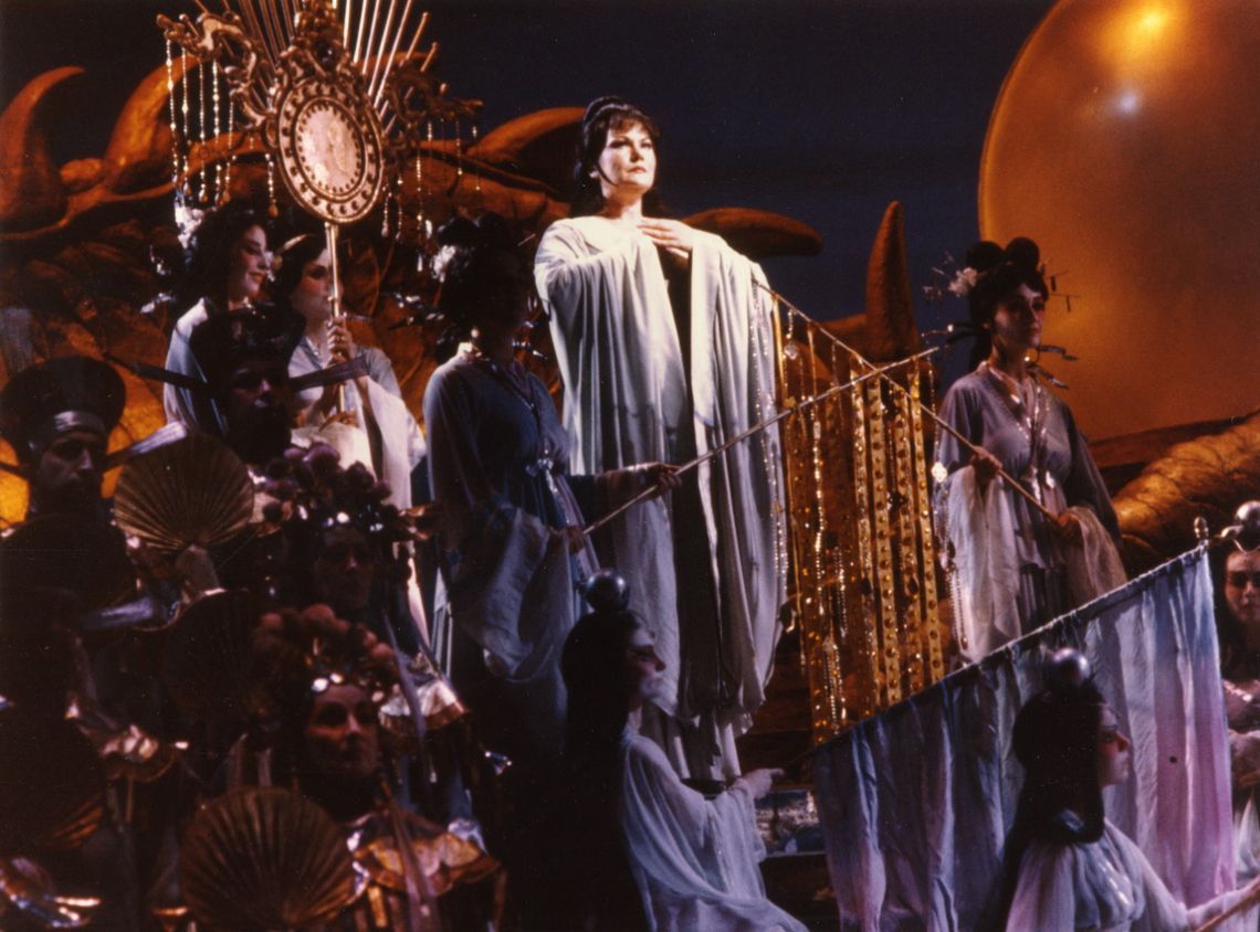 Éva Marton as <i>Turandot</i> in San Francisco © martoneva.hu