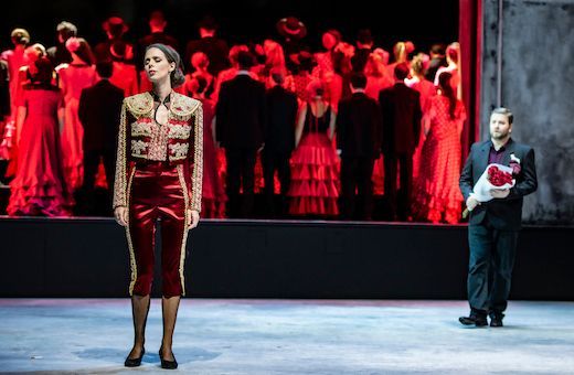 Anna Dowsley (Carmen) und Tadeusz Szlenkier (Don José) &copy; Bettina Stöß