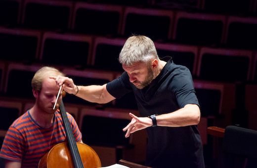 Kirill Karabits in rehearsal with Kirill Karabits at Lighthouse, Poole © Bournemouth Symphony Orchestra