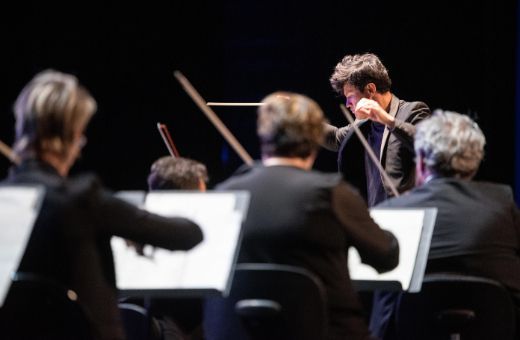 Aziz Shokhakimov dirige l'ONPL à Châteauroux © Benjamin Steimes / Châteauroux Métropole