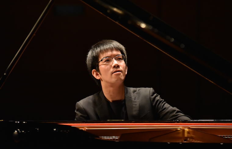 Atsushi Imada, pianist &copy; HIPIC