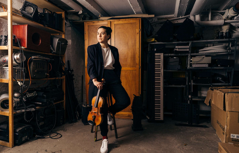 Anna Neubert, violinist &copy; Rebecca ter Braak