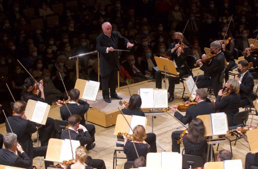 Daniel Barenboim al frente de la Staatskapelle Berlin © Rafa Martín | Ibermúsica