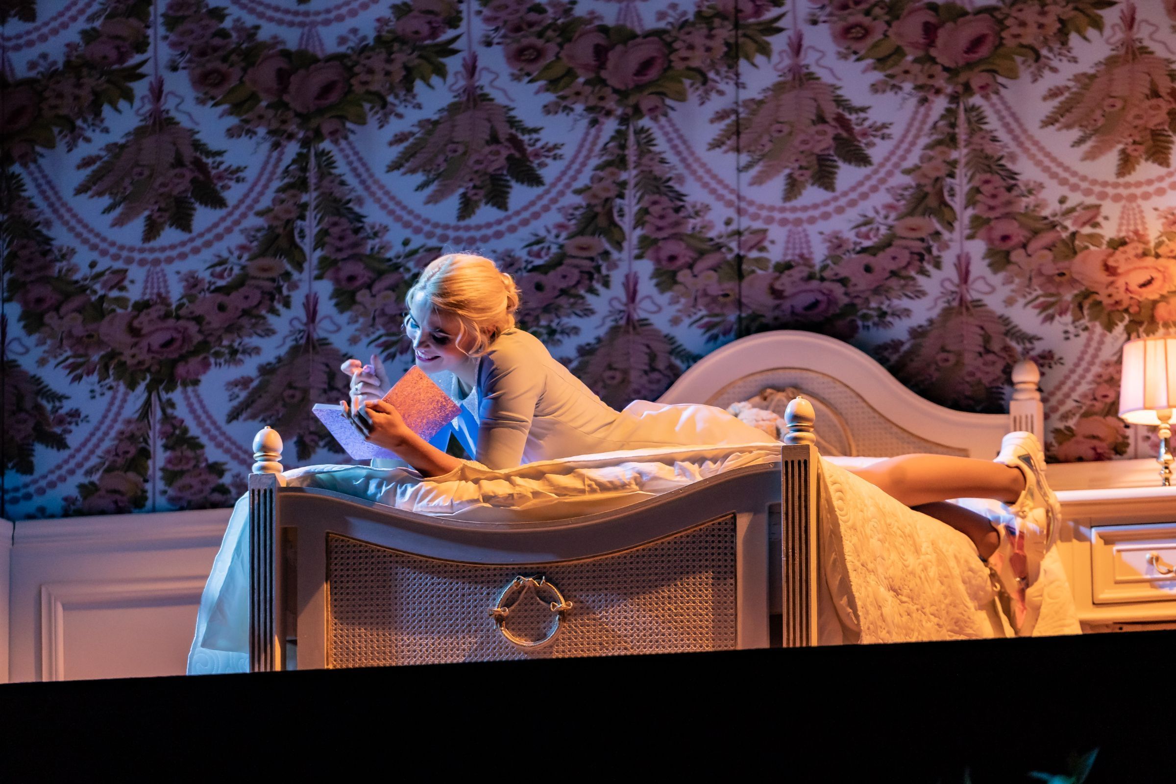 Kristel Pärtna as Juliette in Gounod's <i>Roméo et Juliette</i> &copy; Estonian National Opera | Veljo Poom