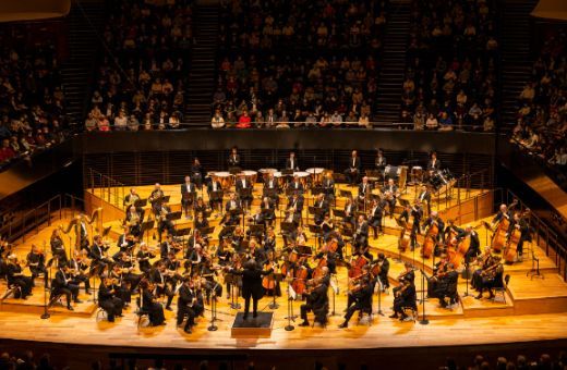 Gustavo Dudamel et l'Orchestre de l'Opéra national de Paris &copy; Elisa Haberer / Opéra national de Paris