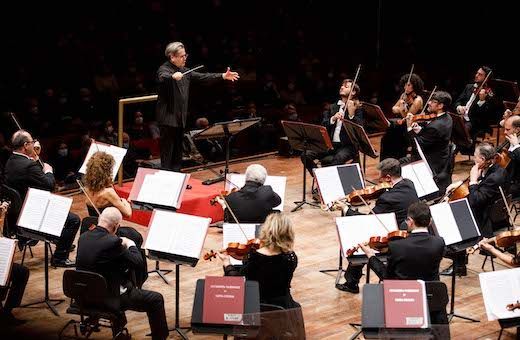 Sir Antonio Pappano conducting the Orchestra dell'Accademia Nazionale di Santa Cecilia &copy; Musacchio, Ianniello e Pasqualini