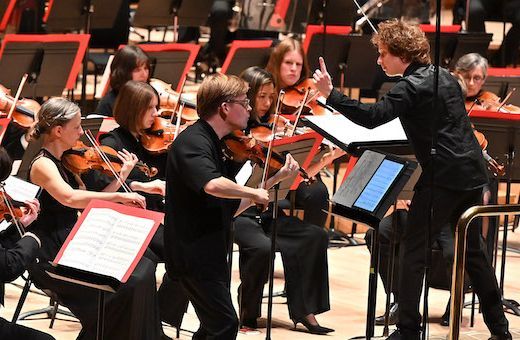 Pekka Kuusisto, Santtu-Matias Rouvali and the Philharmonia &copy; Mark Allan