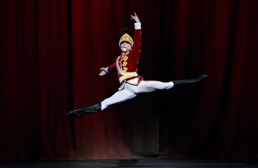 Aitor Arrieta (Nutcracker) © Laurent Liotardo