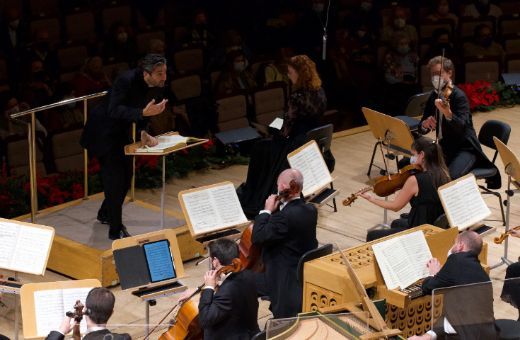 David Afkham al frente de la Orquesta Nacional de España &copy; OCNE