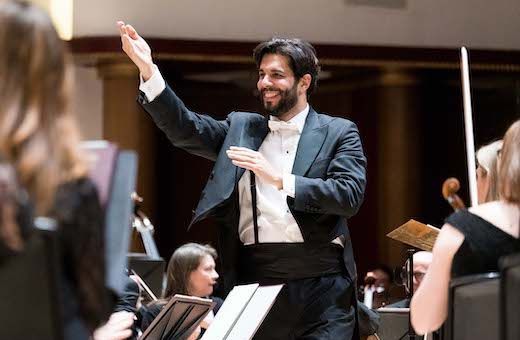 Domingo Hindoyan conducts the RLPO &copy; Mark McNulty