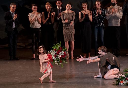 Gonzalo Garcia's farewell to NYCB &copy; Paul Kolnik