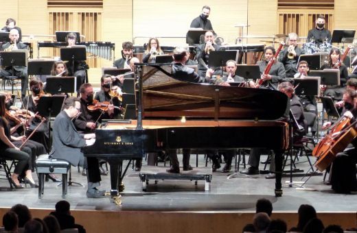 Michel Camilo junto a la Orquesta de Extremadura © Orquesta de Extremadura