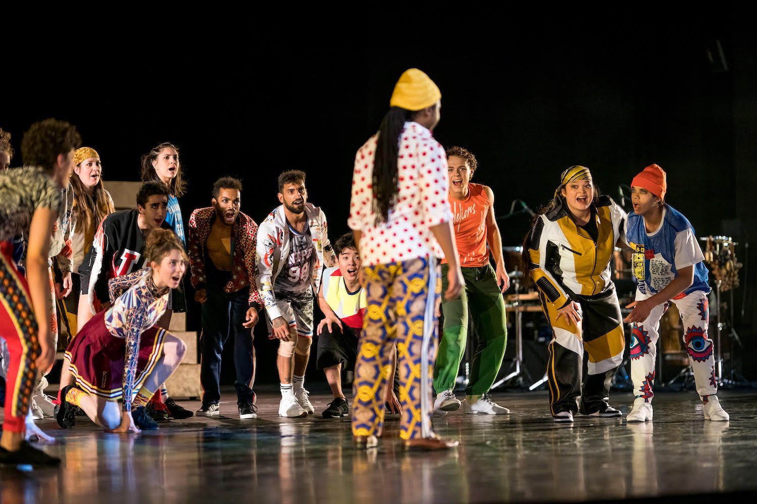 Elenora Hu (second from right) and cast of <i>How Anansi freed the stories of the world</i> &copy; Michel Schnater