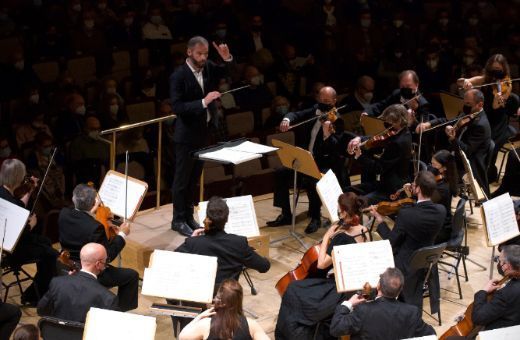 Dima Slobodeniouk al frente de la Sinf&oacute;nica de Galicia en el Auditorio Nacional &copy; Rafa Mart&iacute;n | OCNE