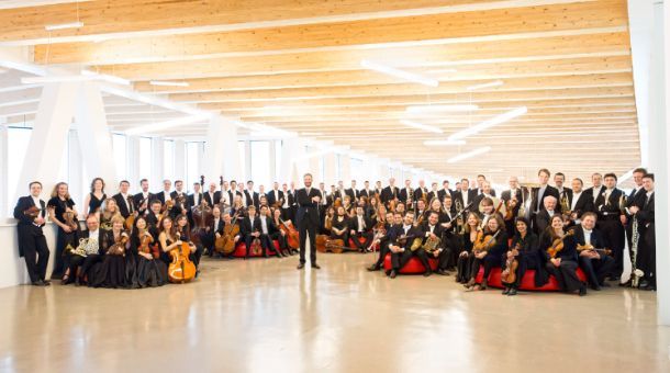 Orquesta Sinfónica de Galicia y Dima Slobodeniouk &copy; OSG