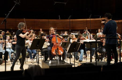 Hilary Hahn, Sol Gabetta, Andr&eacute;s Orozco-Estrada et l'OPRF en r&eacute;p&eacute;tition &copy; Christophe Abramowitz / Radio France