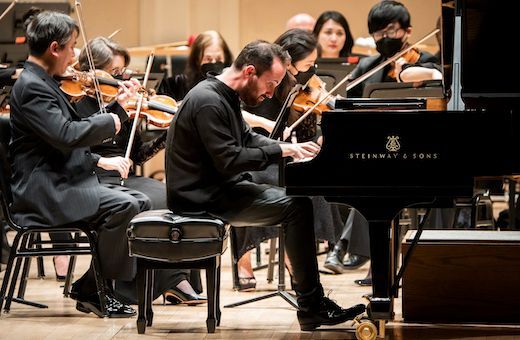 Igor Levit and the New York Philharmonic &copy; Chris Lee