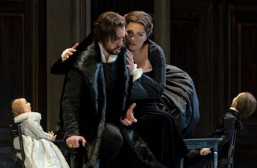Marina Rebeka (Anna) and Adrian Sâmpetrean (Enrico) © Dutch National Opera | Ben van Duin