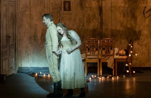 Peter Mattei (Wozzeck) y Eva-Maria Westbroek (Marie) &copy; Miguel Lorenzo y Mikel Ponce | Les Arts