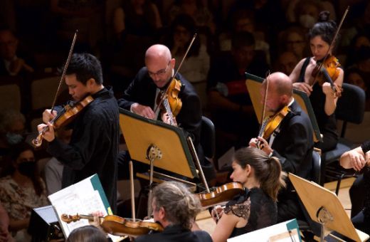 Fumiaki Miura junto a la Orquesta Nacional de España &copy; Rafa Martín | OCNE