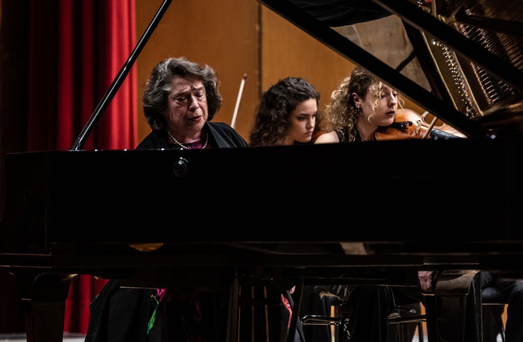 Elisabeth Leonskaja &copy; Joven Orquesta Nacional de Espa&ntilde;a